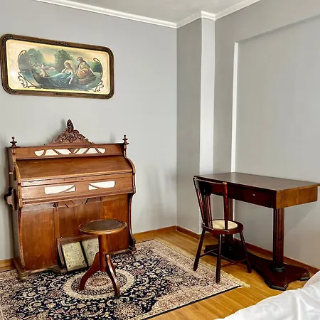 Apartment C.1 Elia Old_town *